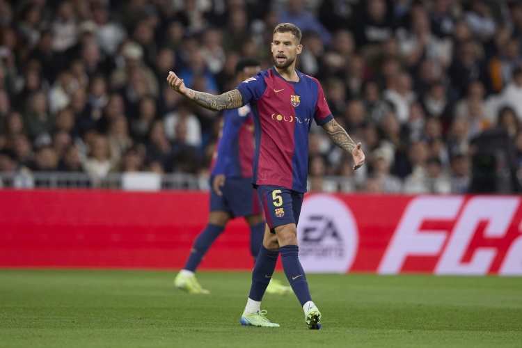 世体记者评巴萨后防：伊尼戈走后没了领袖，德科恐怕很快会后悔