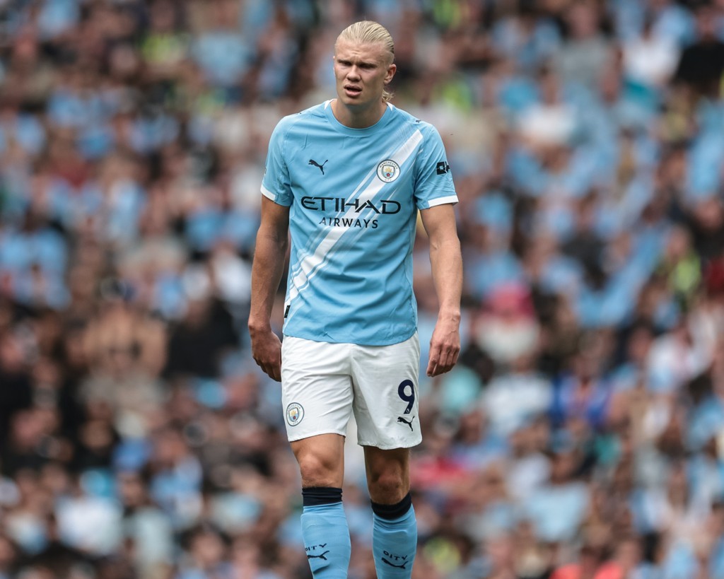 合同至2034年！英媒：哈兰德未来想去西甲踢球，皇萨皆有意引进