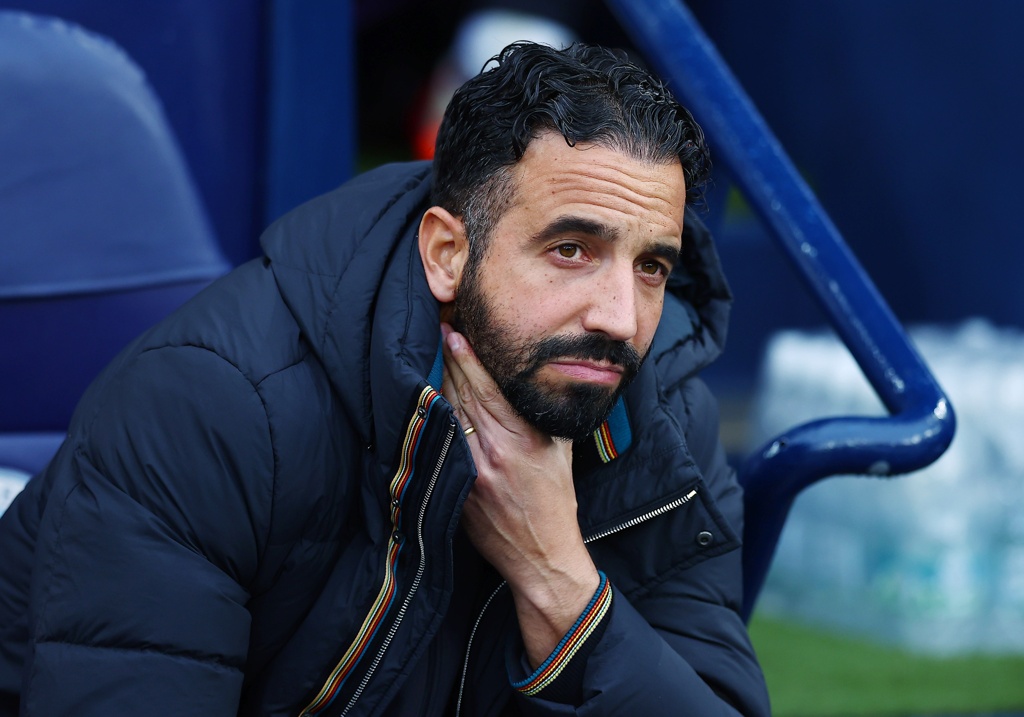 希勒：阿莫林在曼联要么以身殉道，要么改变战术取得成功